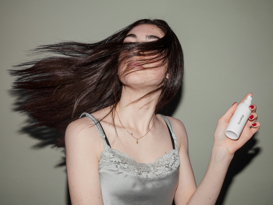 Straight Hair Types: How to Care for 1A, 1B and 1C Hair