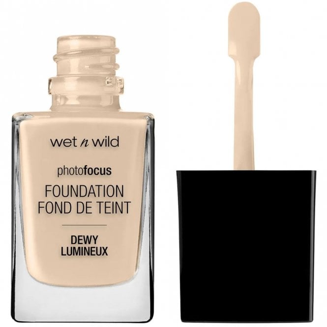 Wet N Wild Photo Focus Dewy Foundation 28ml - Nude Ivory