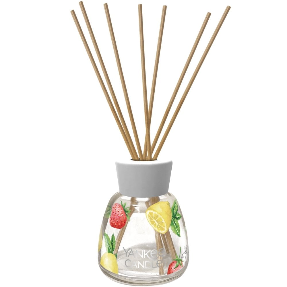 Yankee Candle Signature Reed Diffuser Iced Berry Lemonade 100ml ...